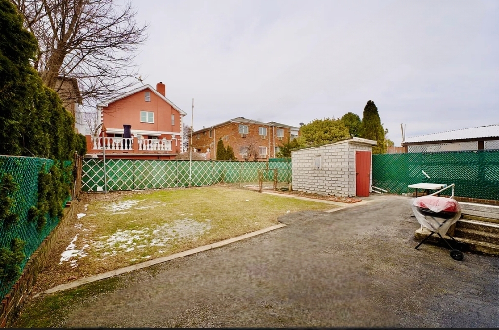 20-50 Hazen Street - Photo 17