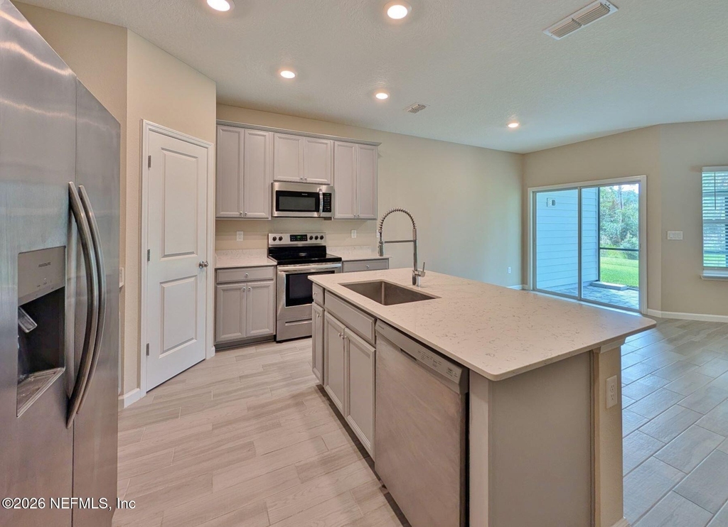 477 Albany Bay Boulevard - Photo 5