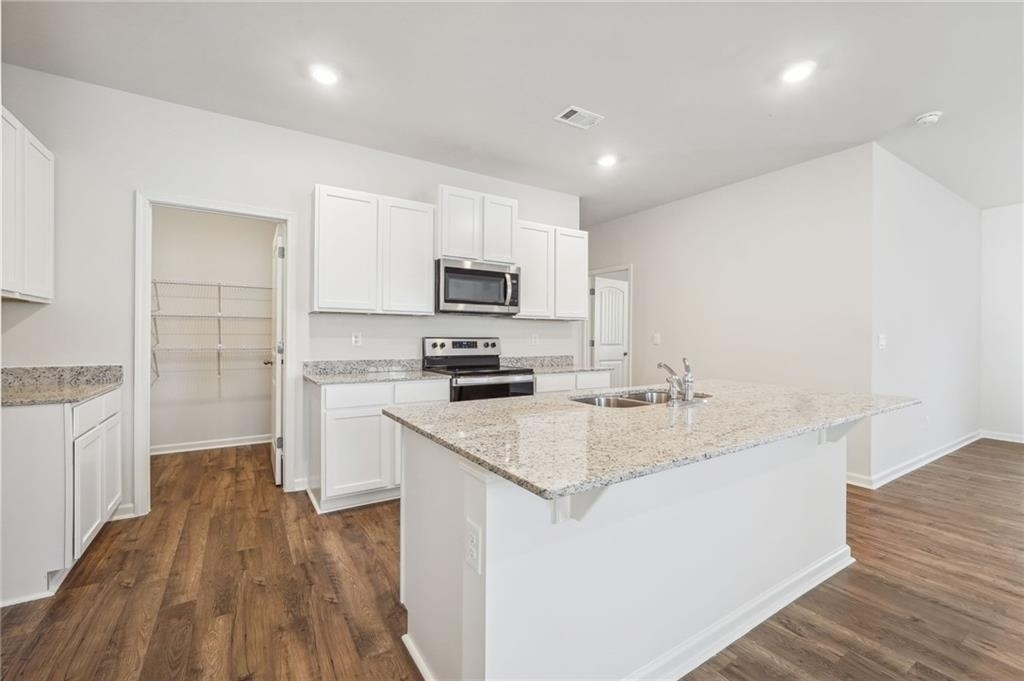 207 Whitewood Drive - Photo 9