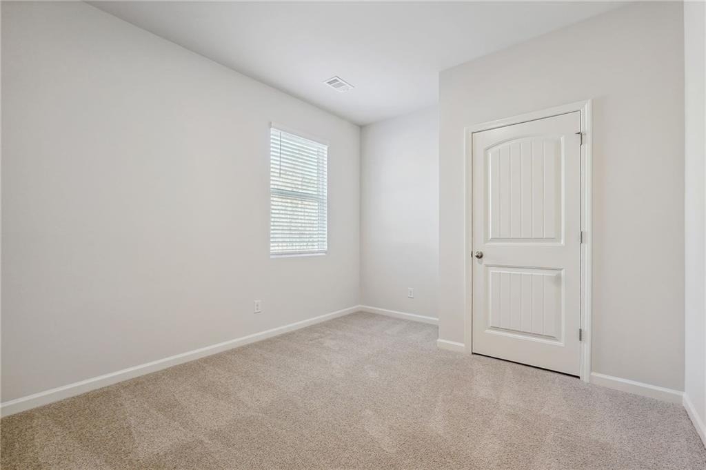 207 Whitewood Drive - Photo 13