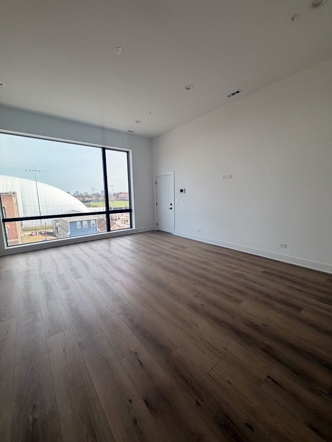 1320 S Ashland Avenue - Photo 4