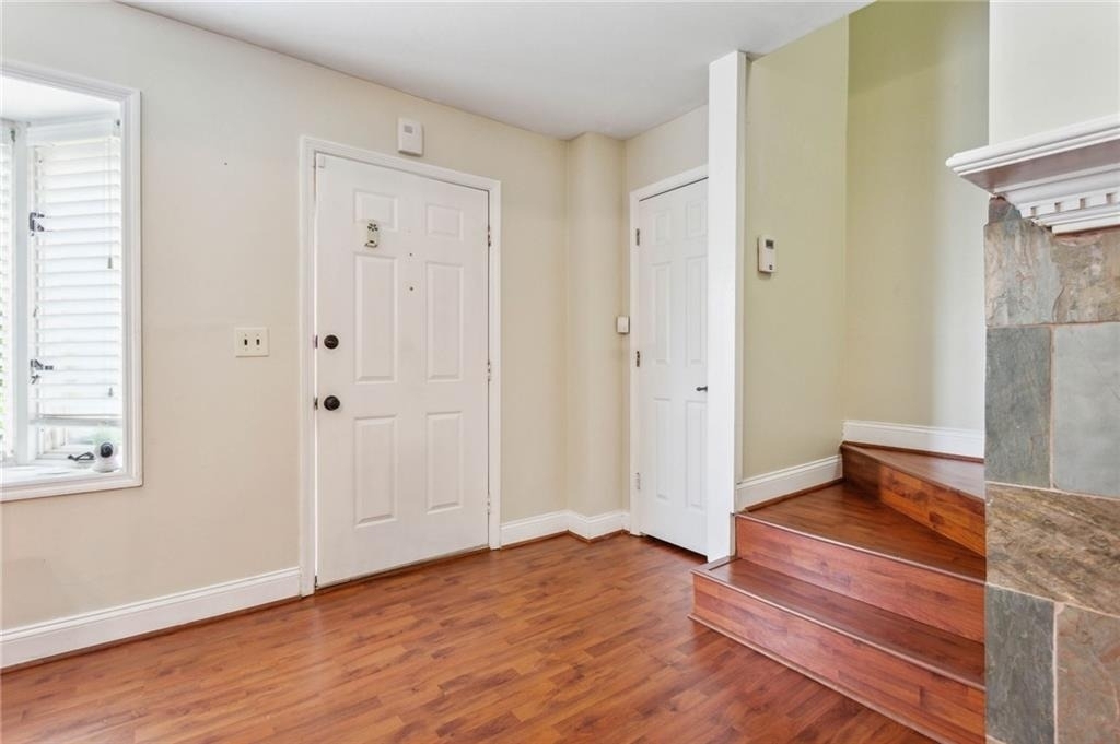 102 Holcomb Ferry Road - Photo 3