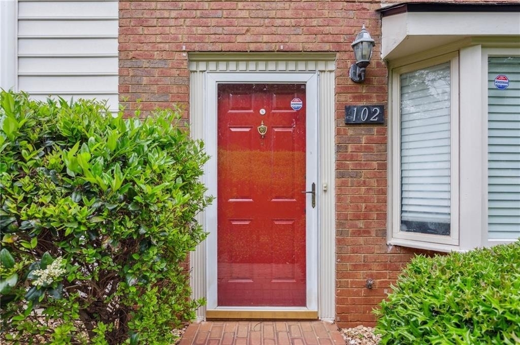 102 Holcomb Ferry Road - Photo 2