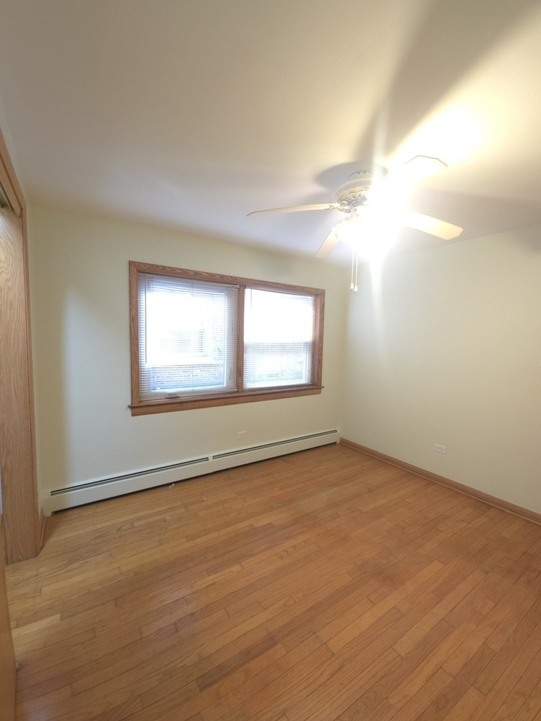 3707 Clarence Avenue - Photo 8