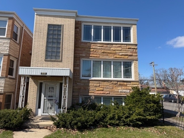 5556 N Central Avenue - Photo 0