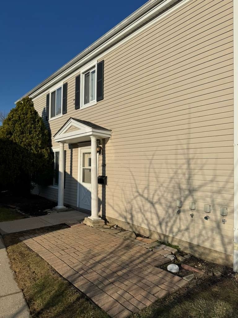 1485 Quaker Lane - Photo 1
