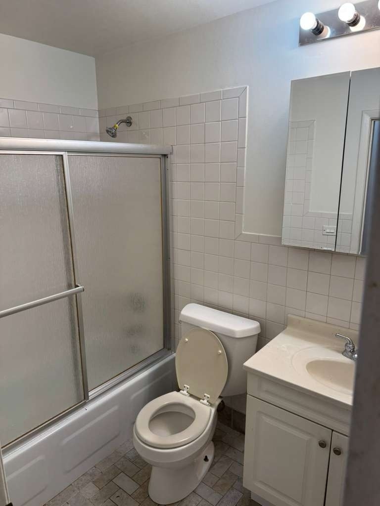 1485 Quaker Lane - Photo 14