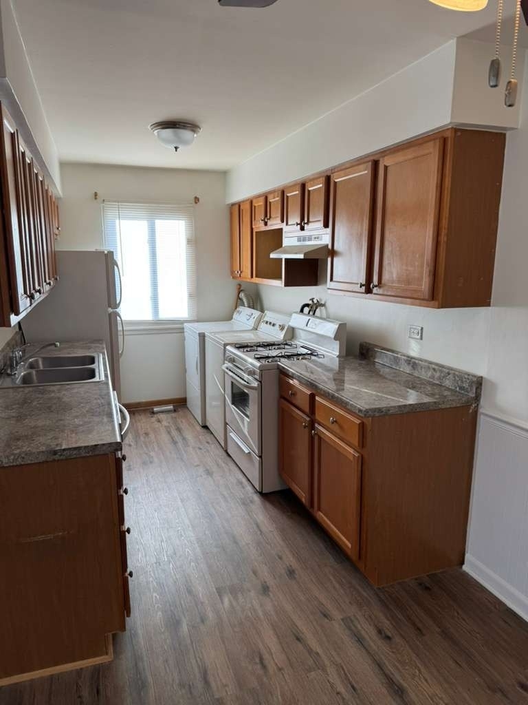1485 Quaker Lane - Photo 7