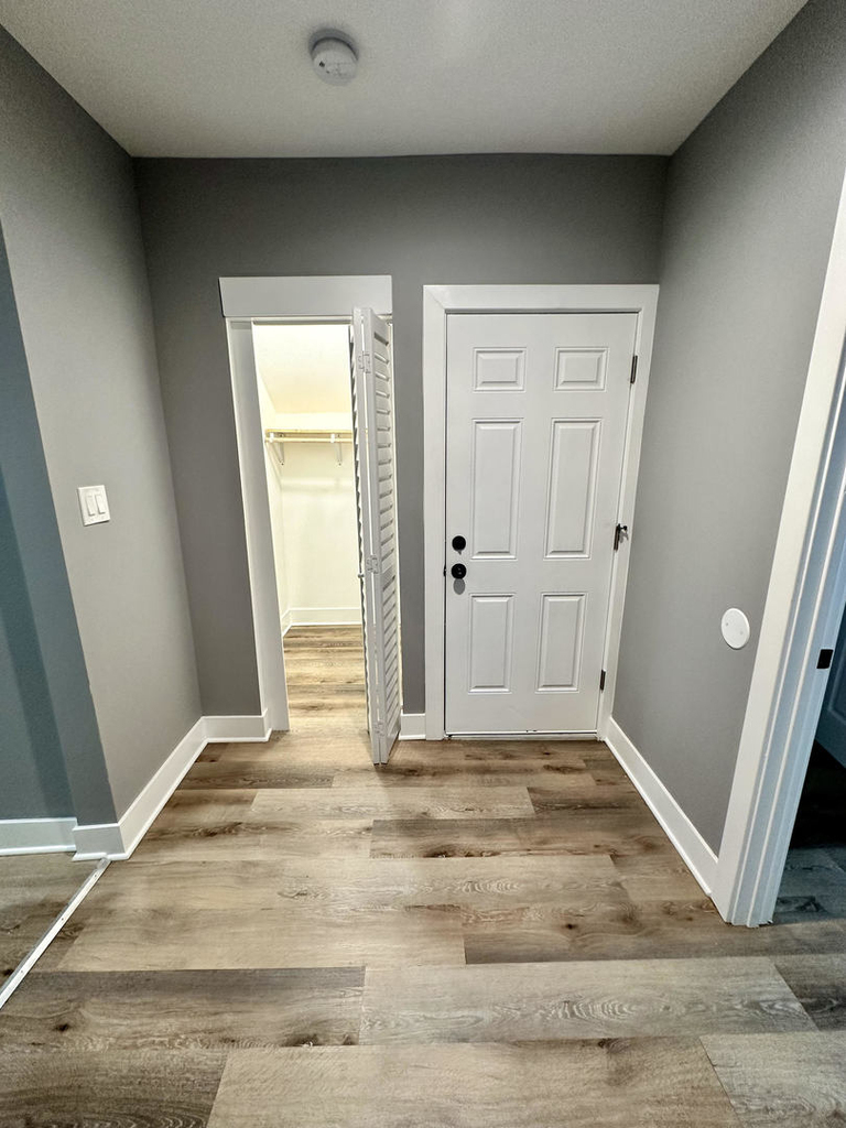 2713 W Gladys Avenue - Photo 8
