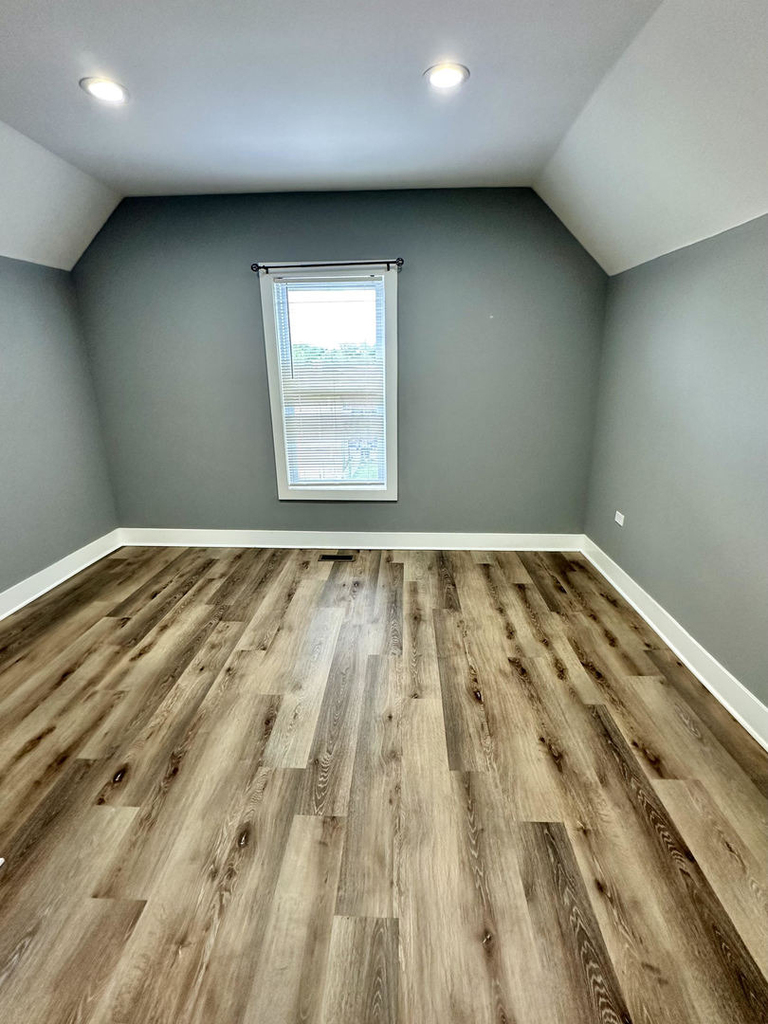 2713 W Gladys Avenue - Photo 14