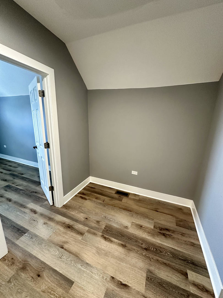 2713 W Gladys Avenue - Photo 17