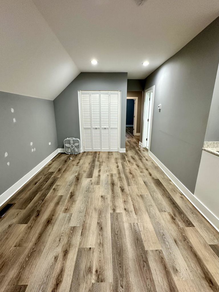 2713 W Gladys Avenue - Photo 1