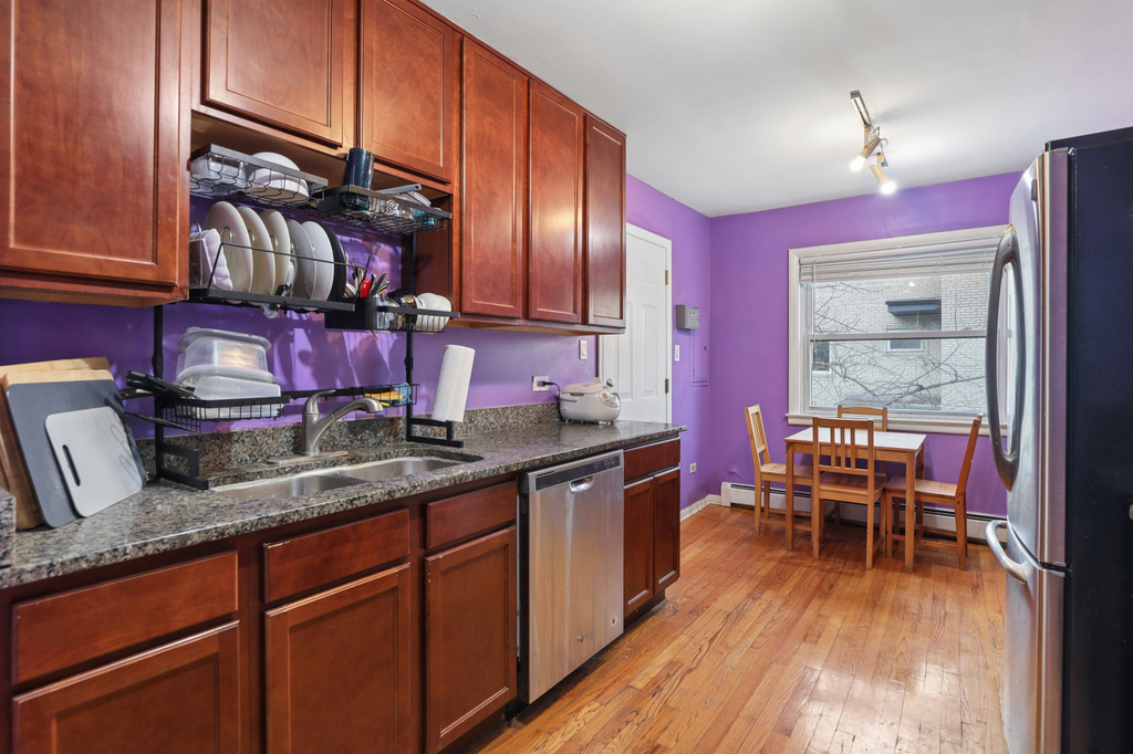 2147 Ridge Avenue - Photo 9
