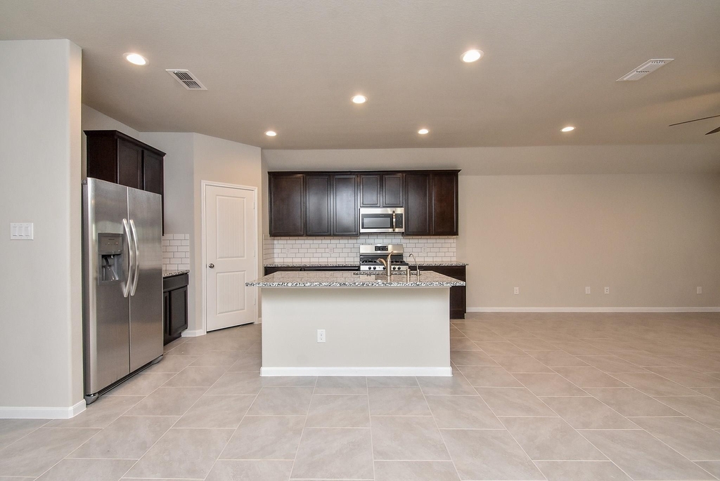 1427 Central Heights Drive - Photo 8