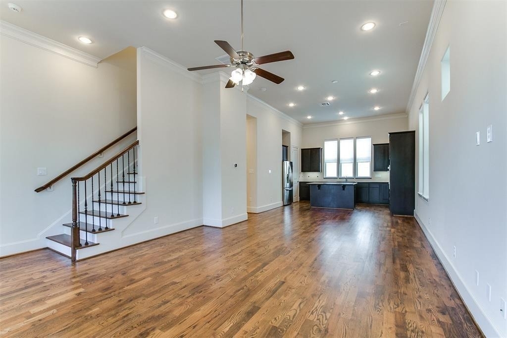 2010 Beall Street - Photo 12