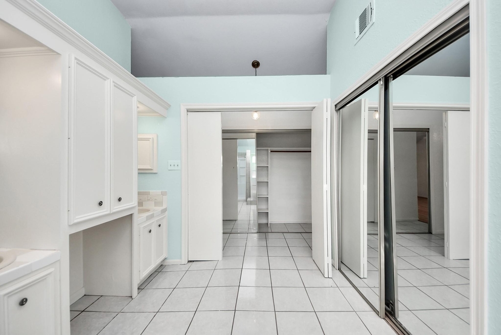15614 Barbarossa Drive - Photo 26