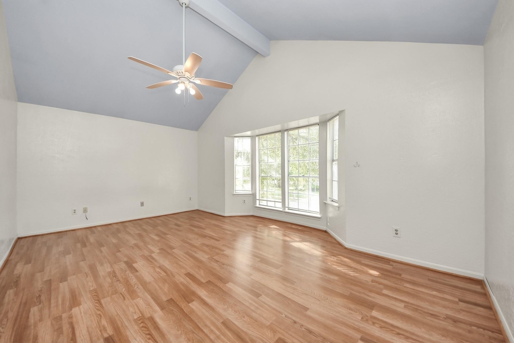 15614 Barbarossa Drive - Photo 22