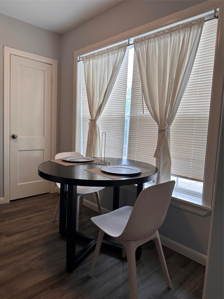 4302 Polk Street - Photo 3