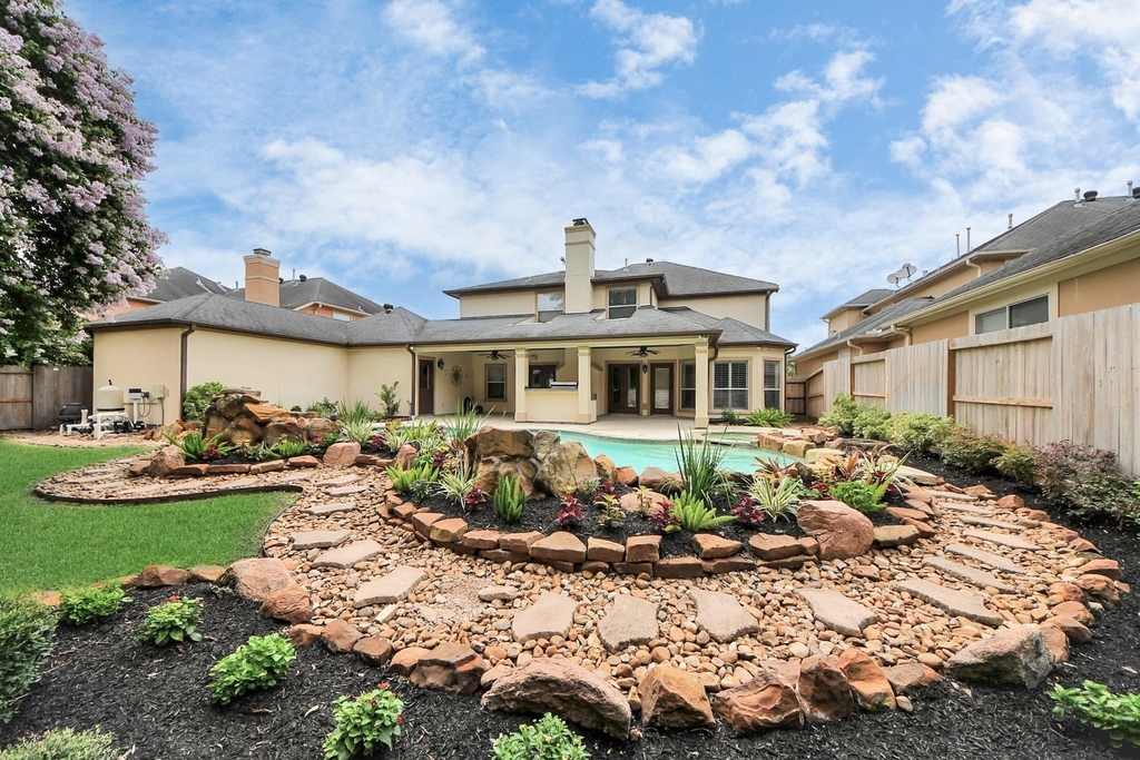 14207 Jade Cove Drive - Photo 26