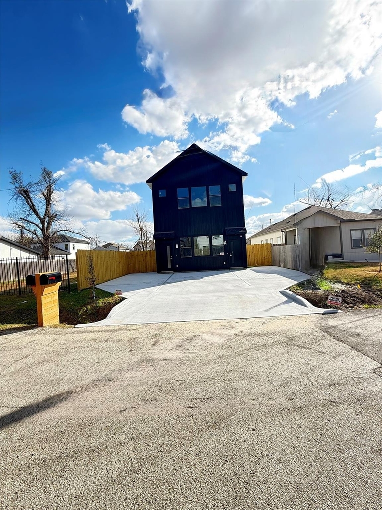 7948 Betty Boop Street - Photo 0