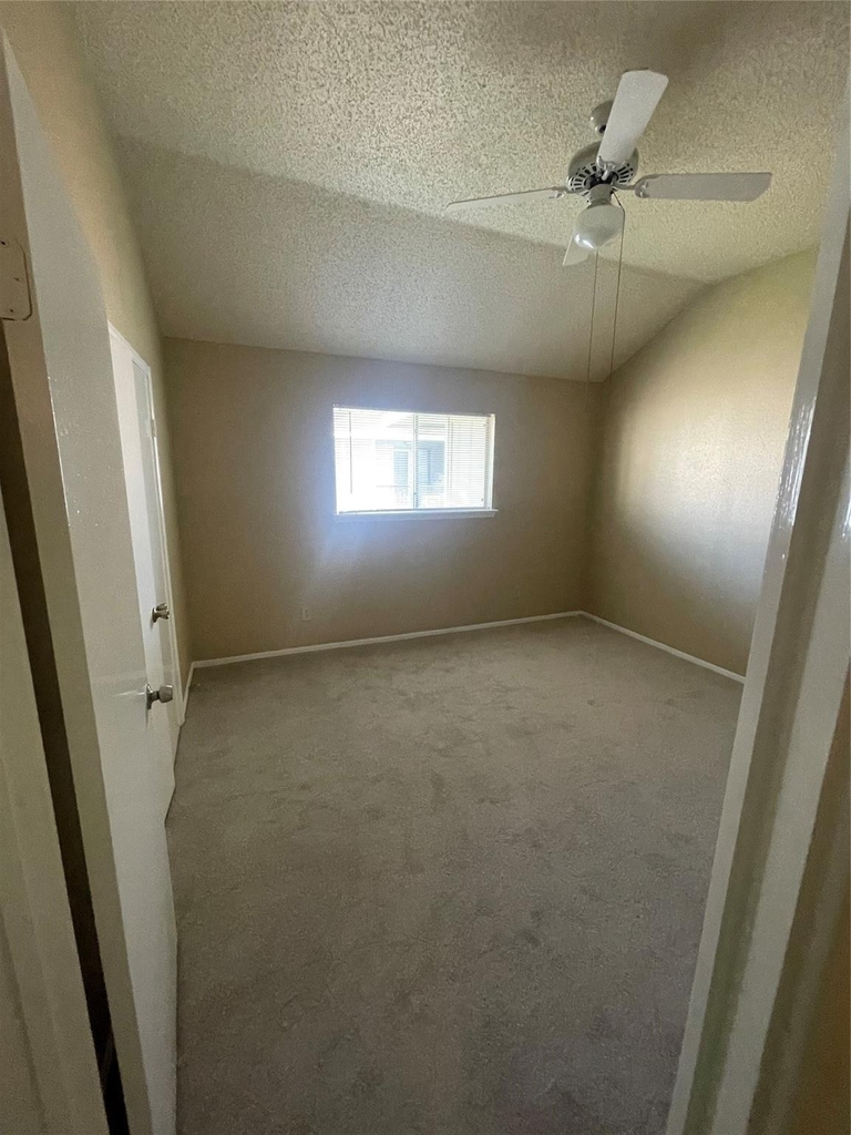 2216 Millstone Dr Drive - Photo 4