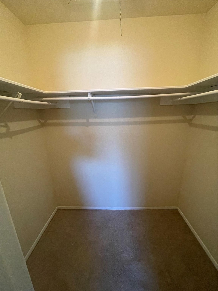 2216 Millstone Dr Drive - Photo 3