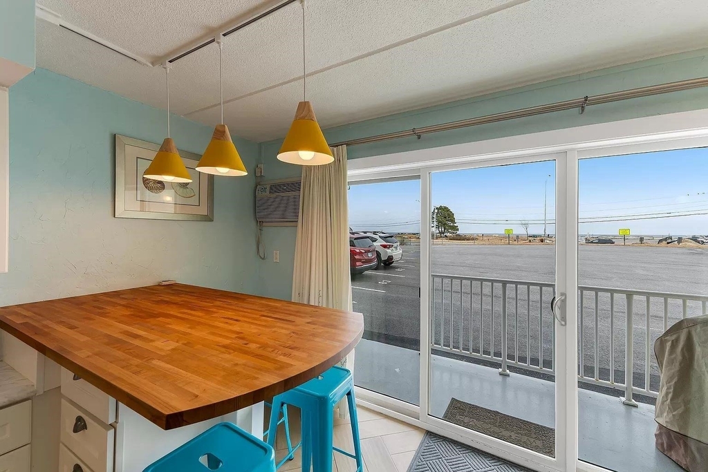 933 Ocean - Photo 8