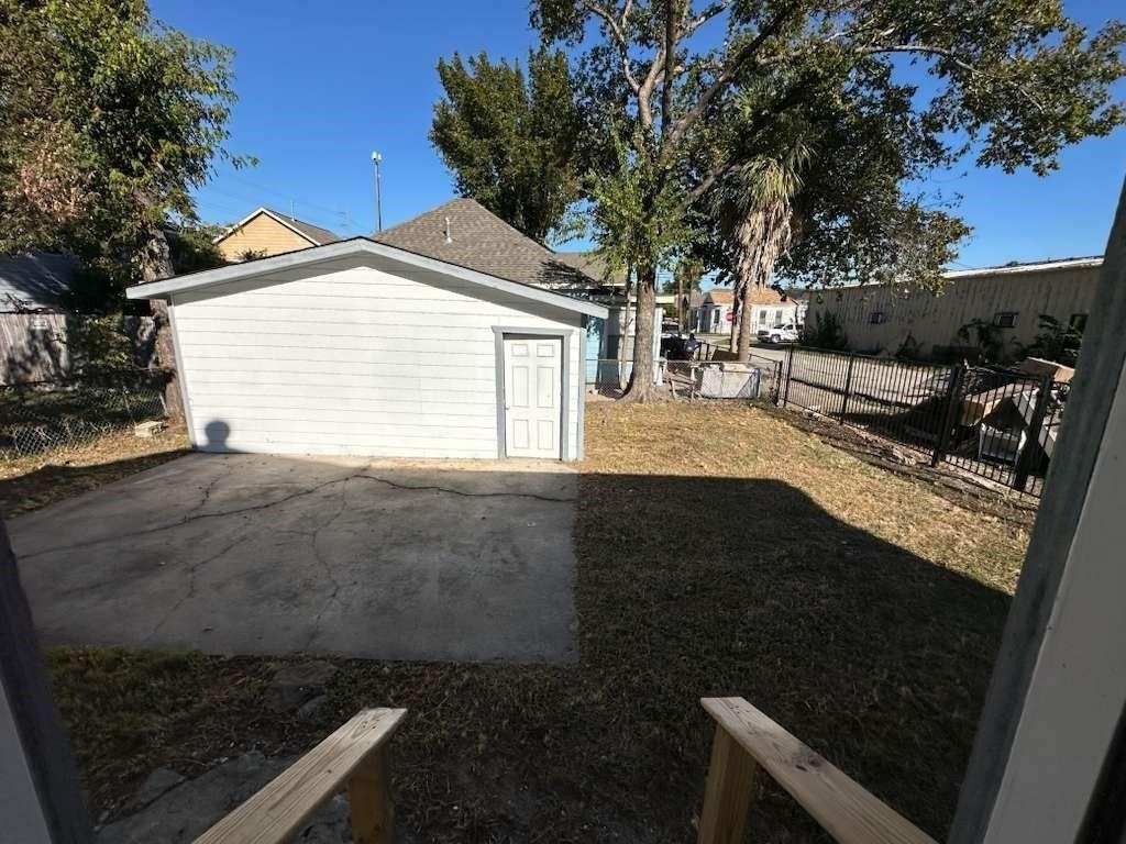 1912 Gentry Street - Photo 26