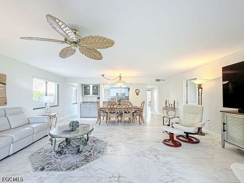 16679 Forest Boulevard - Photo 2