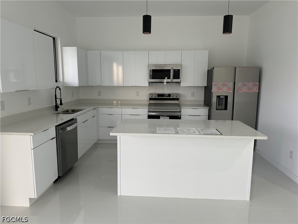 2801 Sw Embers Terrace - Photo 11