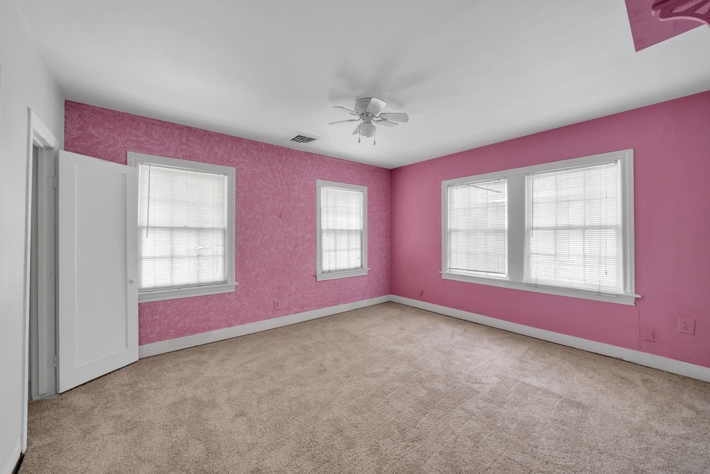 1939 Richmond Avenue - Photo 7