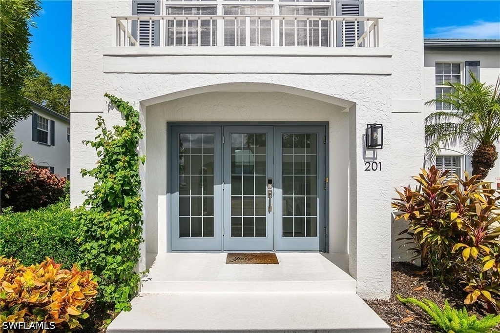 853 Tanbark Drive - Photo 0