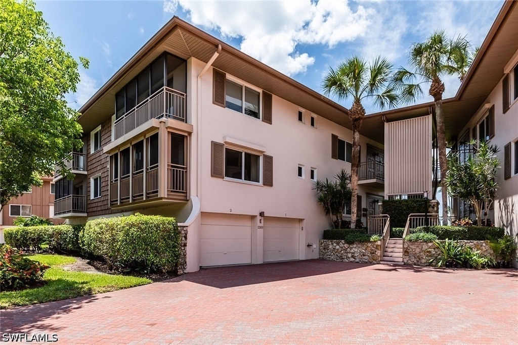 2203 Gulf Shore Boulevard N - Photo 13