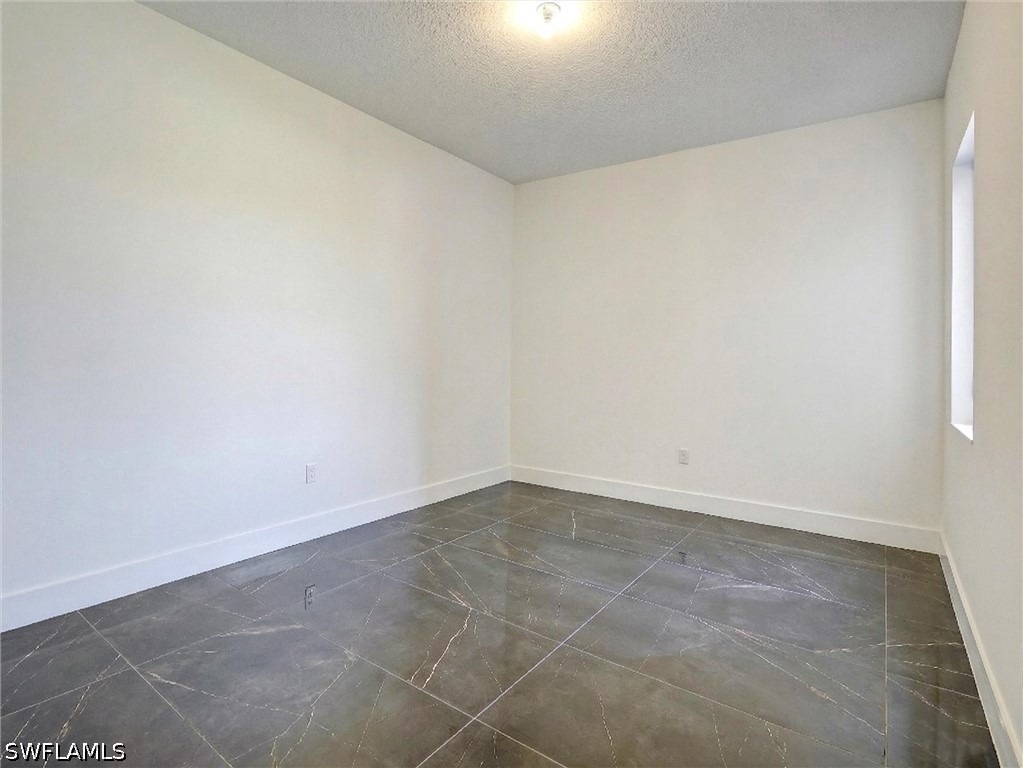 5126 Penella Avenue - Photo 27