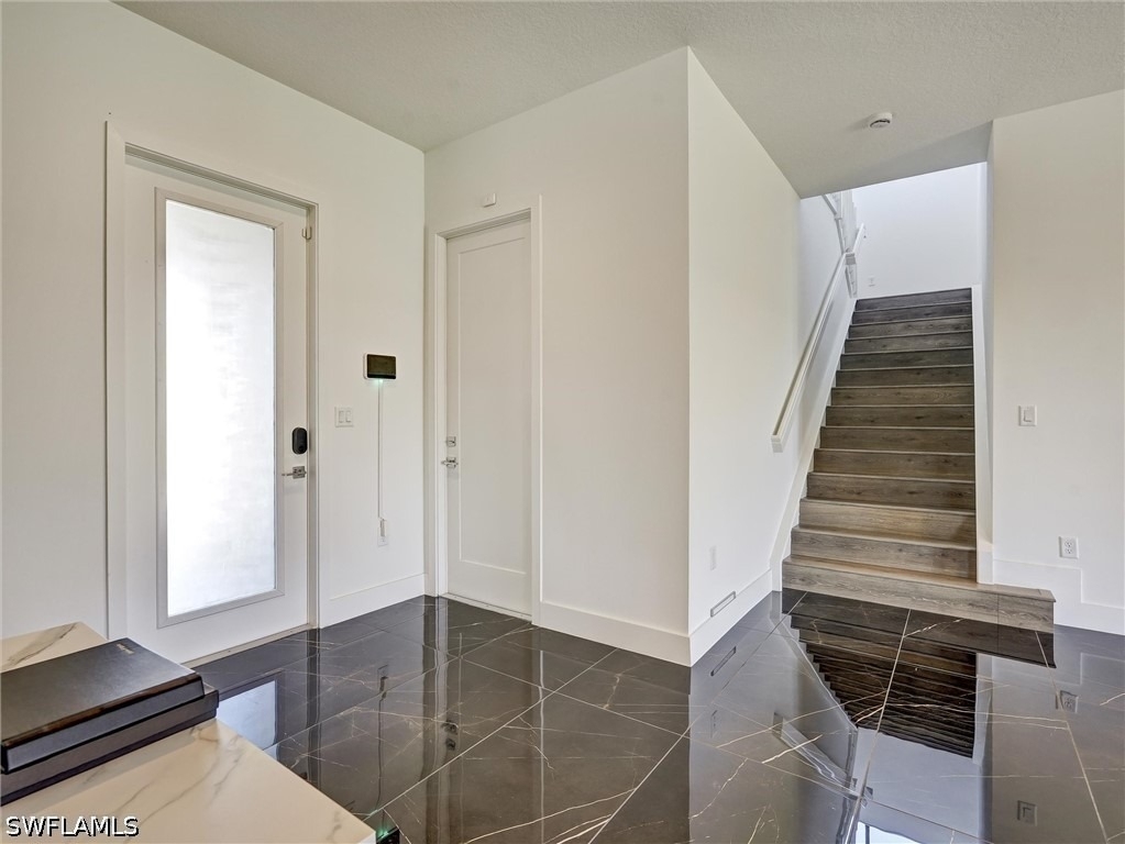 5126 Penella Avenue - Photo 7