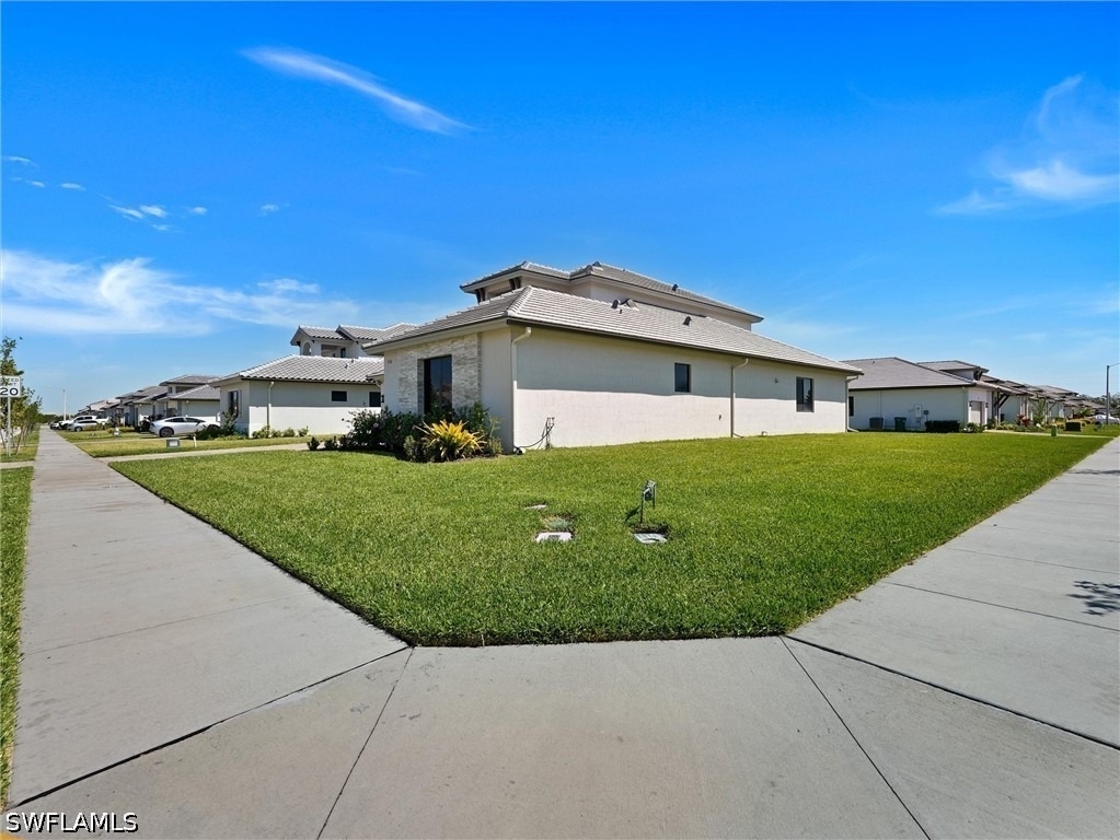 5126 Penella Avenue - Photo 39