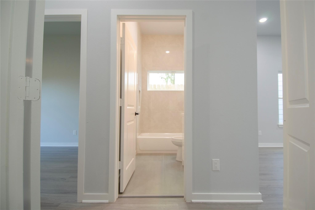 2830 Mansfield Street - Photo 9