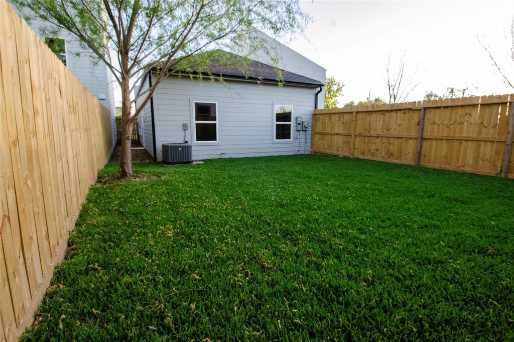 2830 Mansfield Street - Photo 17