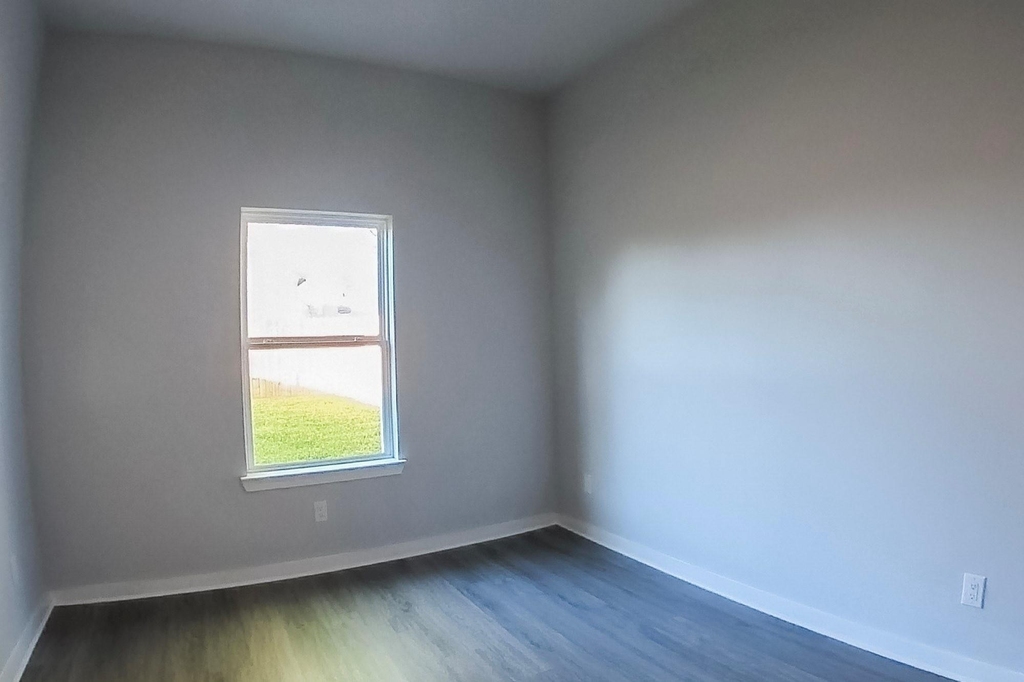 2830 Mansfield Street - Photo 13