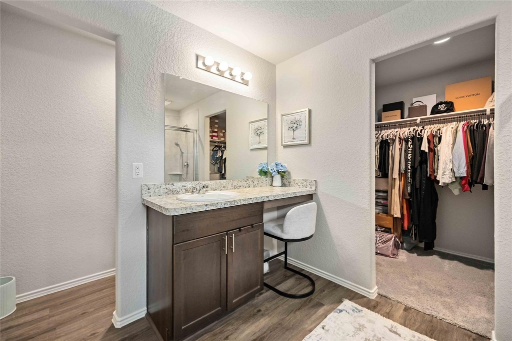 10527 Meadow Saffron Drive - Photo 17