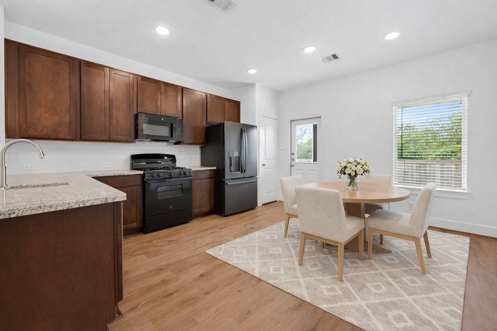 4506 Blue Moutain Laurel - Photo 15