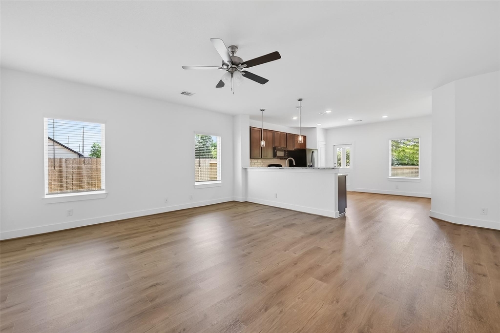 4506 Blue Moutain Laurel - Photo 3