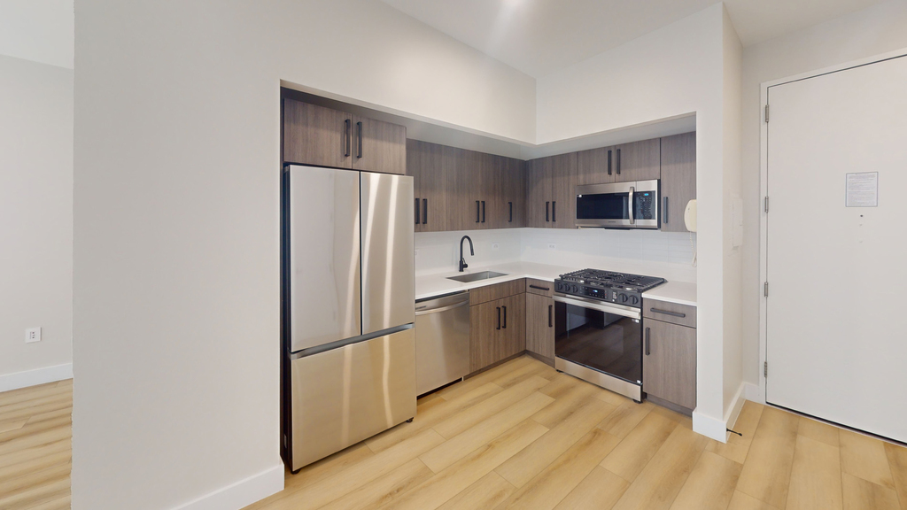 95 Wall Street - Photo 1