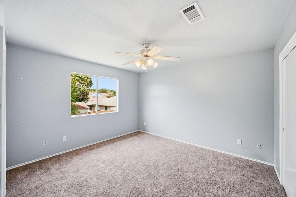 6206 Greenwick Lane - Photo 11
