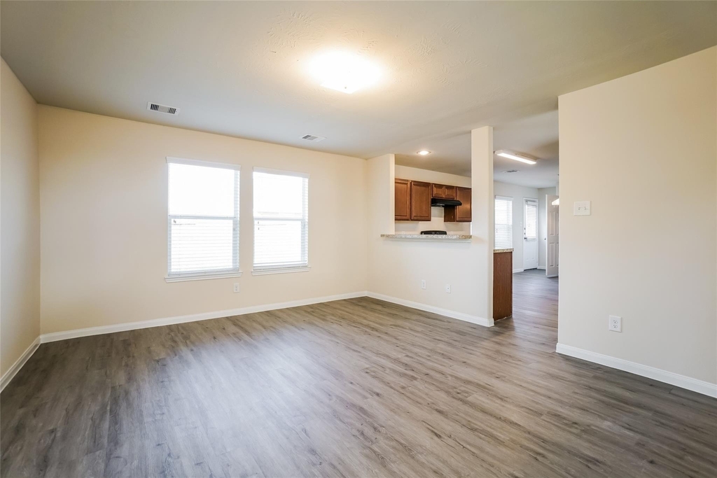 2438 Connors Path Court - Photo 3