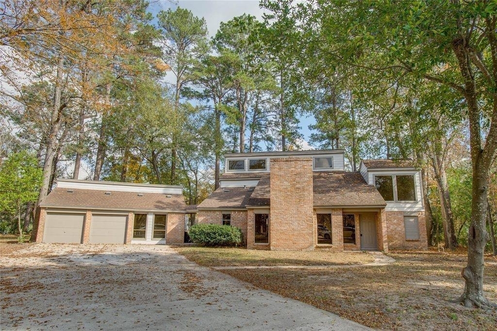 605 Jeff Davis Court - Photo 1