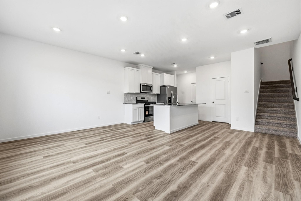 17818 Delmar Heights - Photo 2