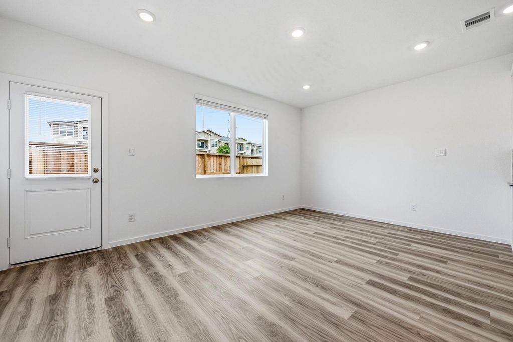 17818 Delmar Heights - Photo 3