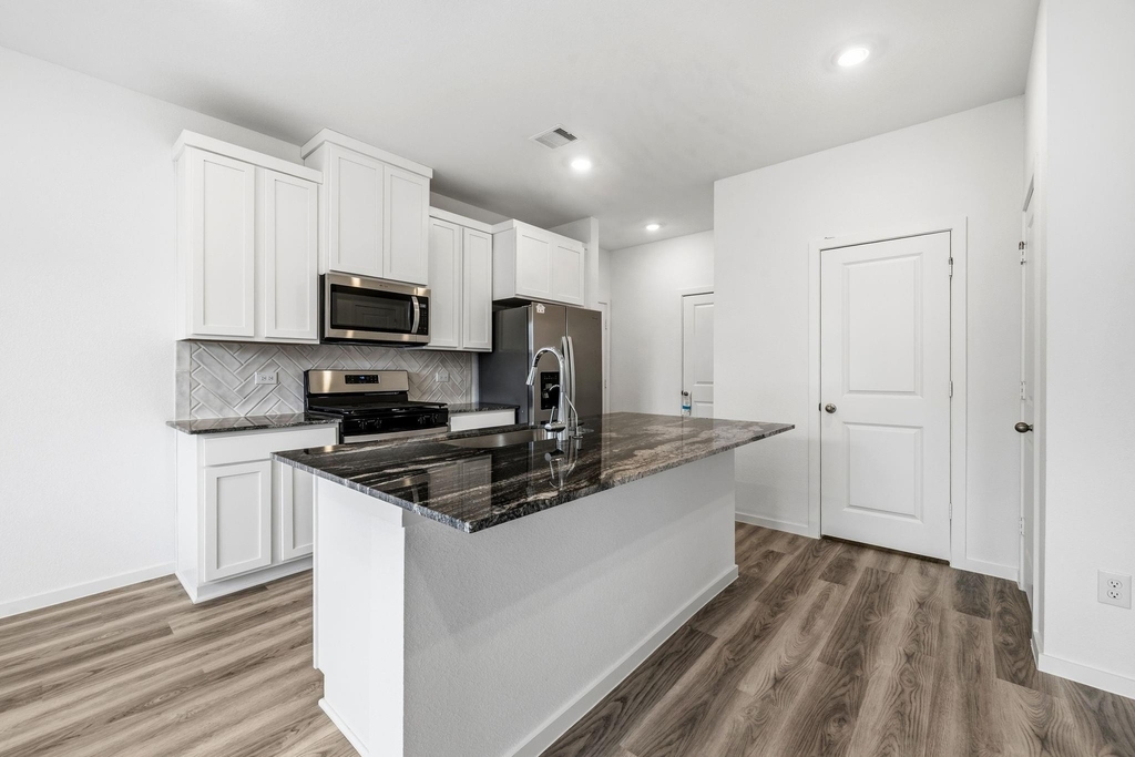 17818 Delmar Heights - Photo 4