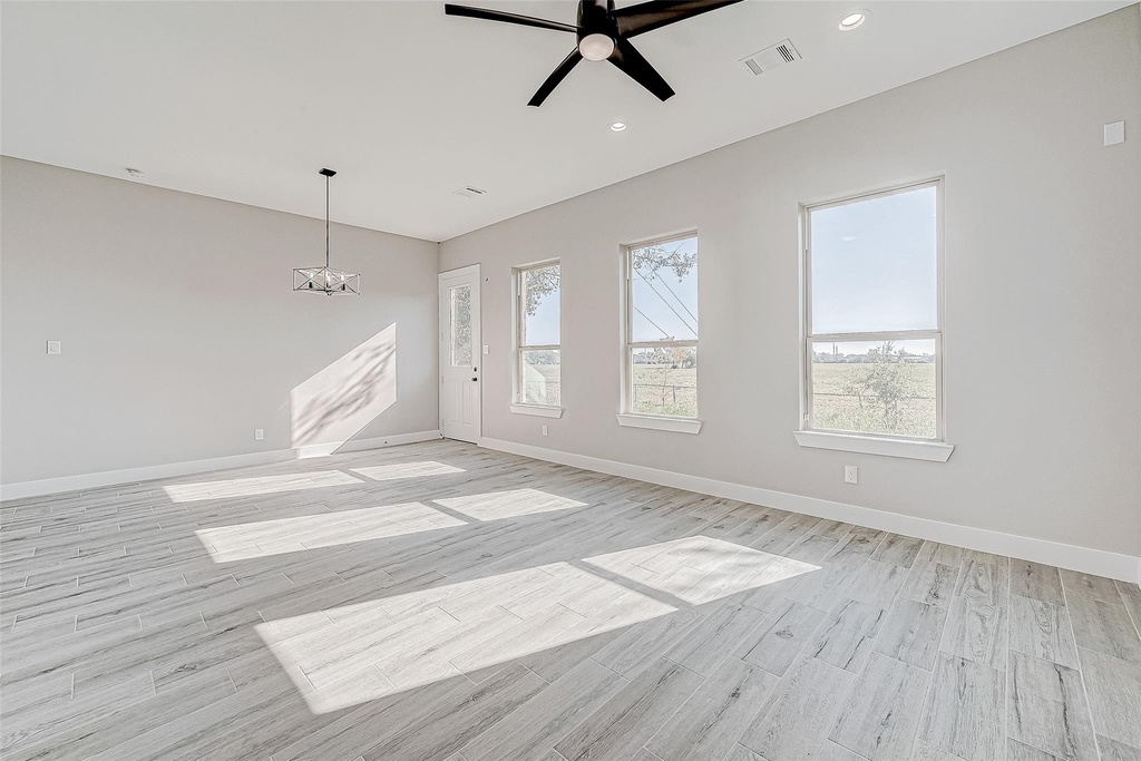 3639 Needville Avenue - Photo 28